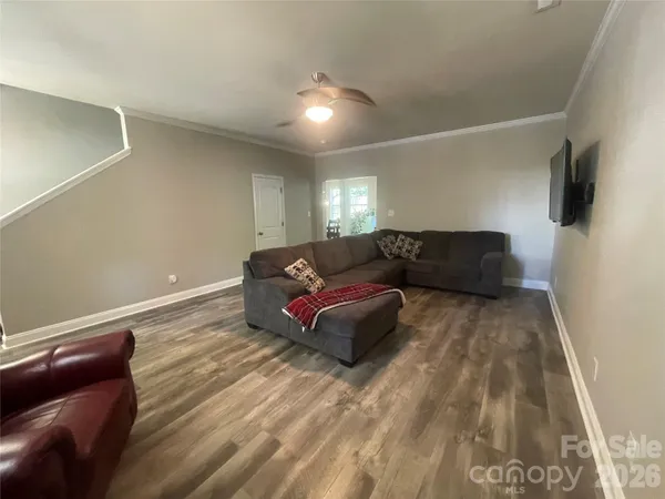 $469,900 | 5602 Falkland Lane, Matthews, NC 28104