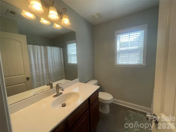 $469,900 | 5602 Falkland Lane, Matthews, NC 28104