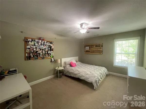 $469,900 | 5602 Falkland Lane, Matthews, NC 28104