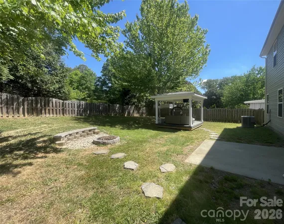 $469,900 | 5602 Falkland Lane, Matthews, NC 28104