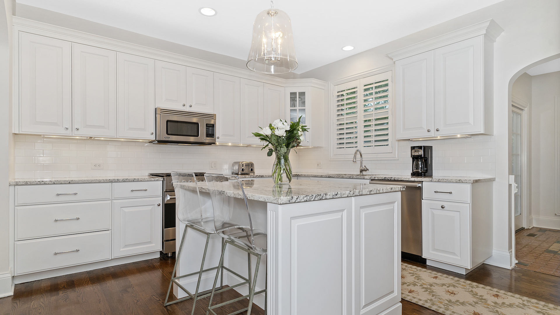 781 Walden Road Winnetka, IL 60093 - Photo 11 of 30