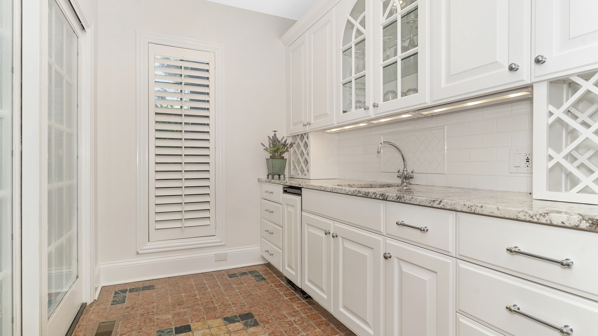 781 Walden Road Winnetka, IL 60093 - Photo 13 of 30