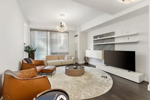 $5,350,000 | 22 Liberty Drive, Unit 7M, Boston, MA 02210