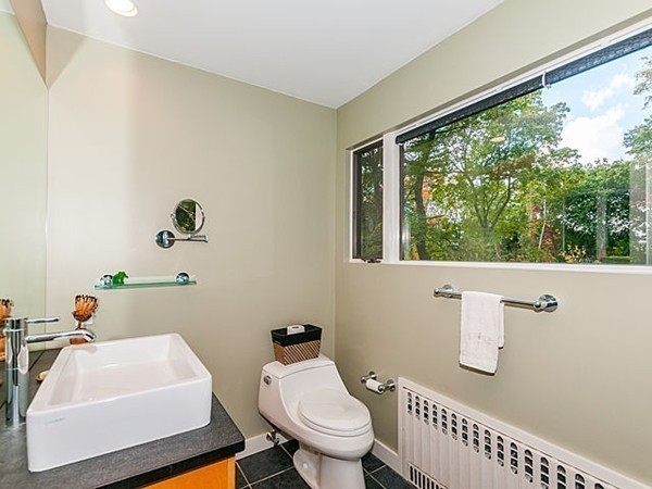 31 Devonshire Road Newton, MA 02468 - Photo 25 of 29 Gallery Image 25