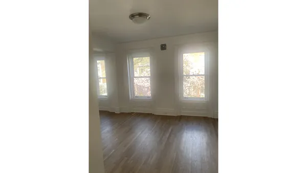 $4,200 | 27 South Portland Avenue, Unit 5 | Fort Greene