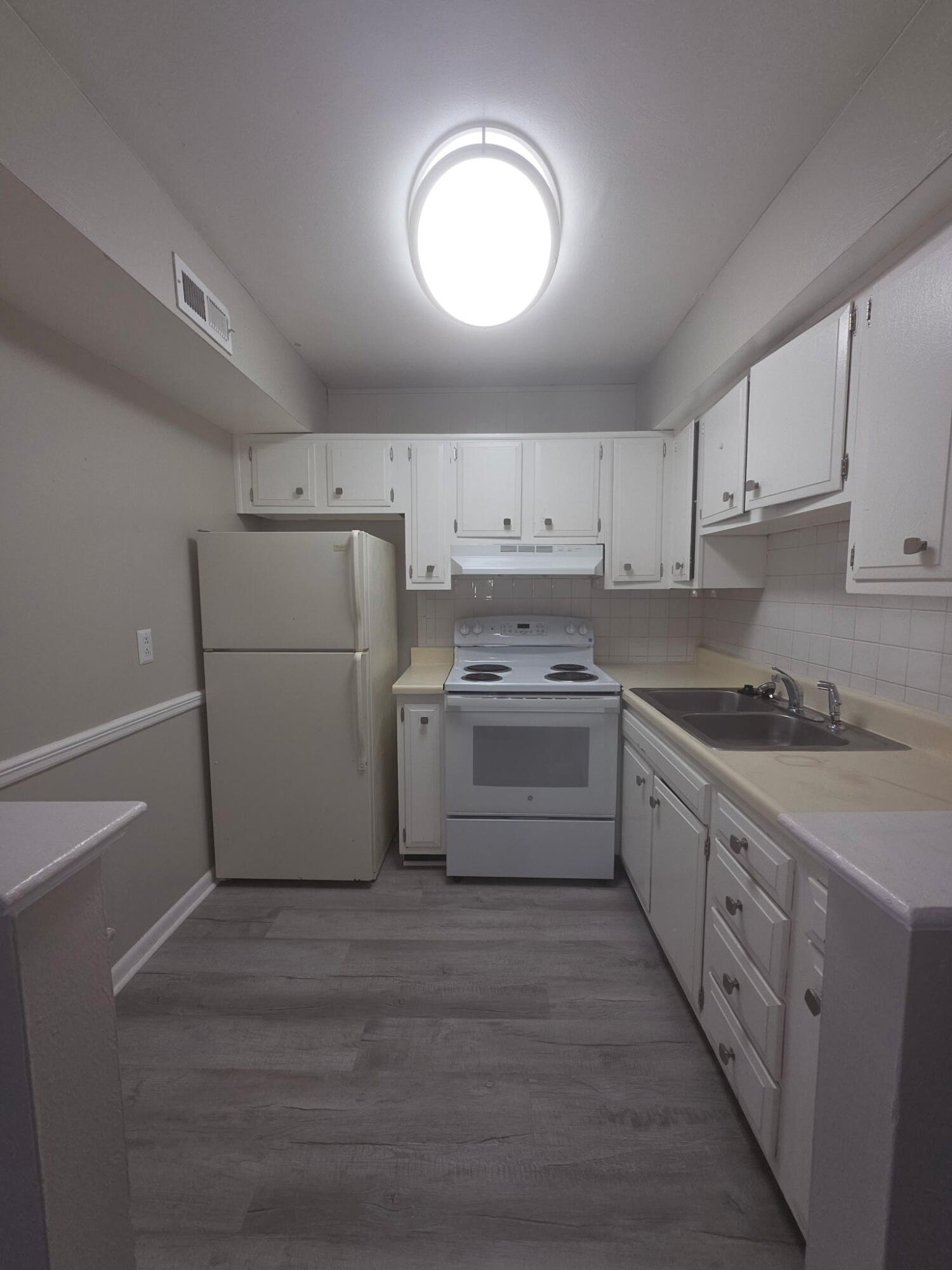 716 Townside Road Southwest, Unit 7 Roanoke, VA 24014 - Photo 4 of 12 7615 (1)