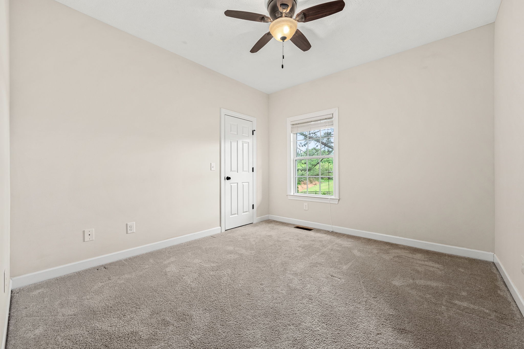 1165 Short Springs Road Tullahoma, TN 37388 - Photo 32 of 53 Gallery Image 32