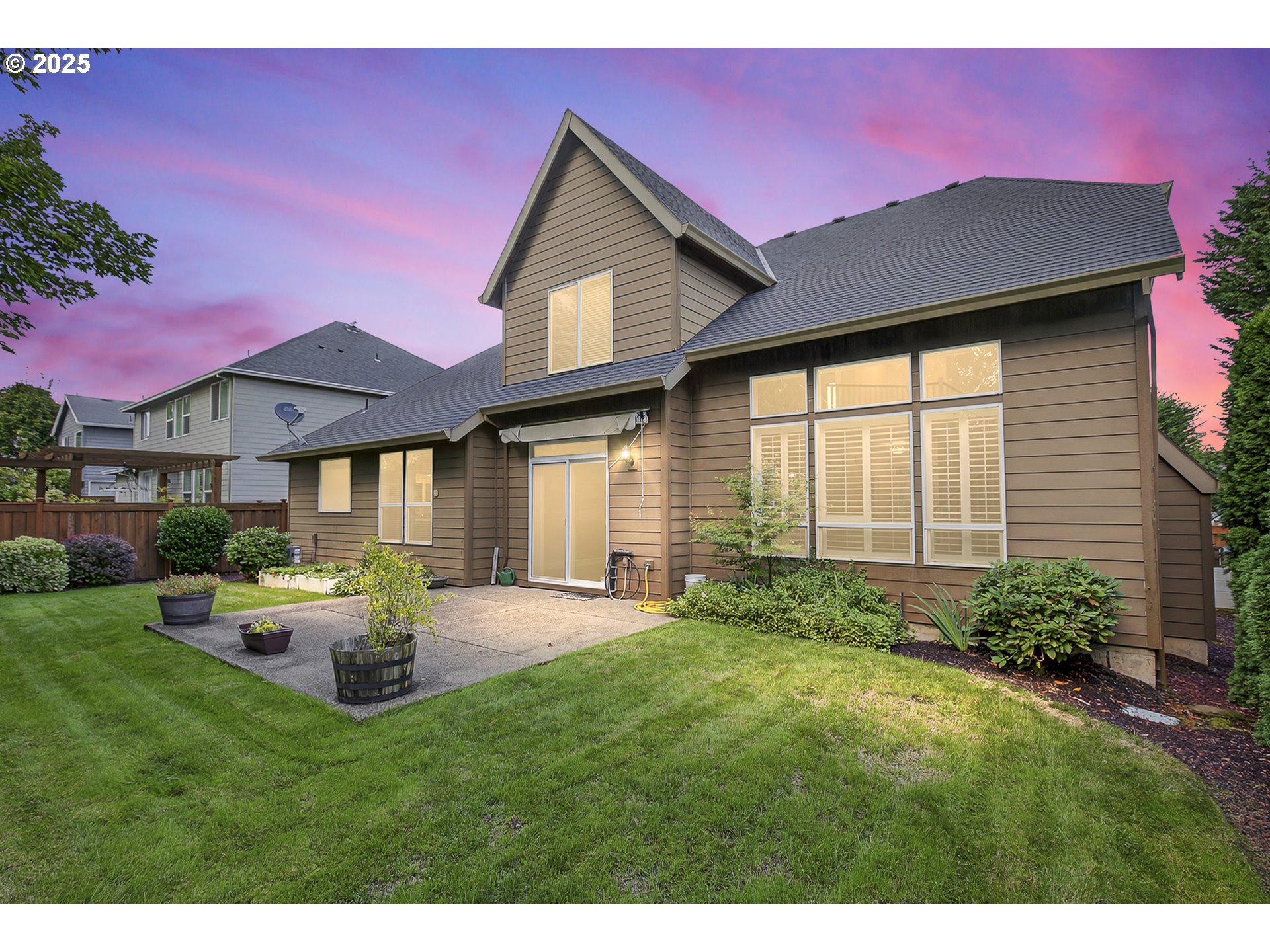 10727 Southwest Nelson Street Tualatin, OR 97062 - Photo 2 of 41 Yard