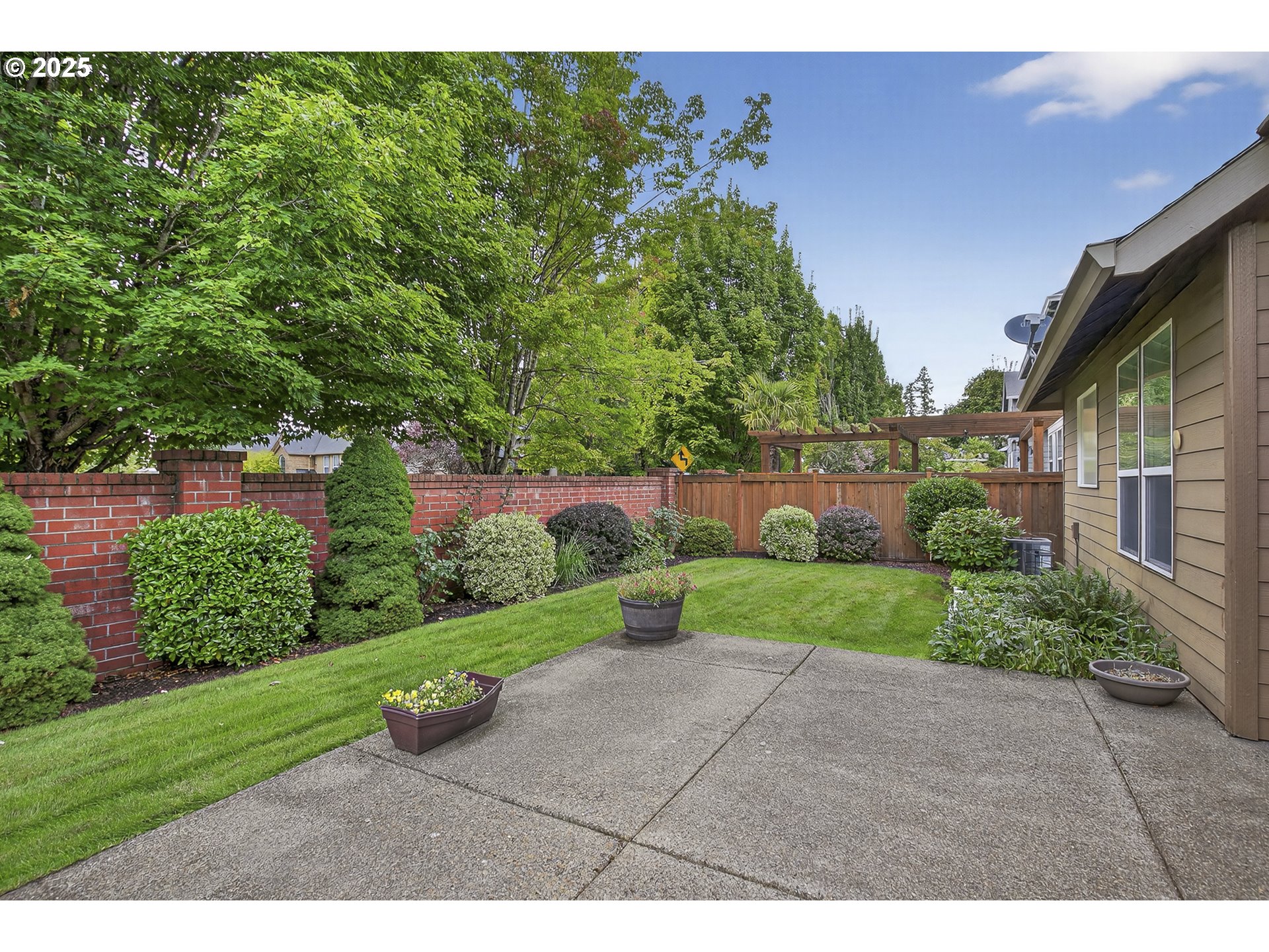 10727 Southwest Nelson Street Tualatin, OR 97062 - Photo 31 of 41 Backyard