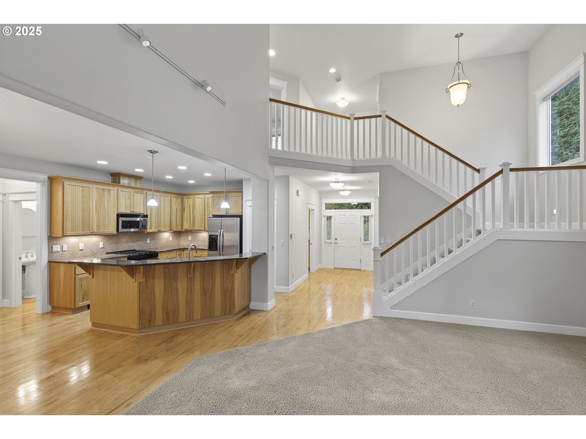 10727 Southwest Nelson Street Tualatin, OR 97062 - Photo 9 of 41 Great Room