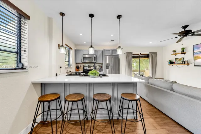 $2,350 | 6236 Southwest 136th Court, Unit B208, Miami, FL 33183