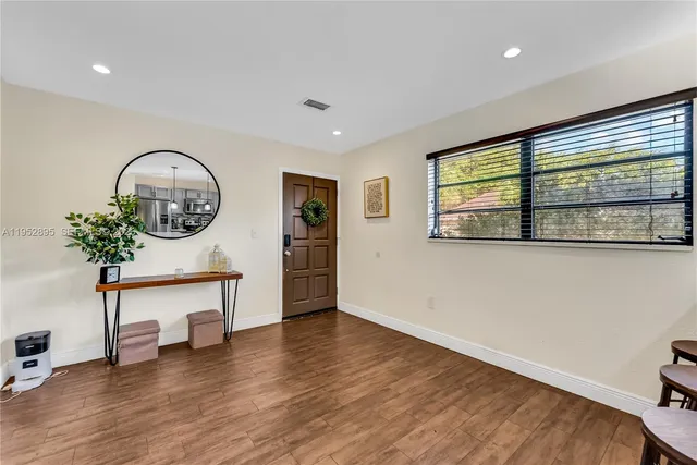 $2,350 | 6236 Southwest 136th Court, Unit B208, Miami, FL 33183