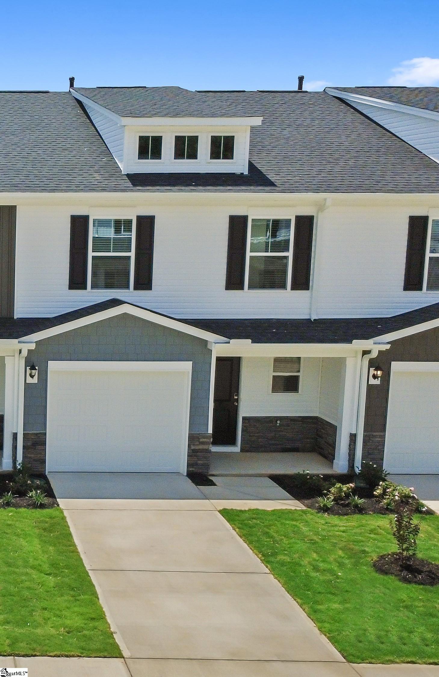 207 Higher Court Fountain Inn, SC 29644 - Photo 1 of 31