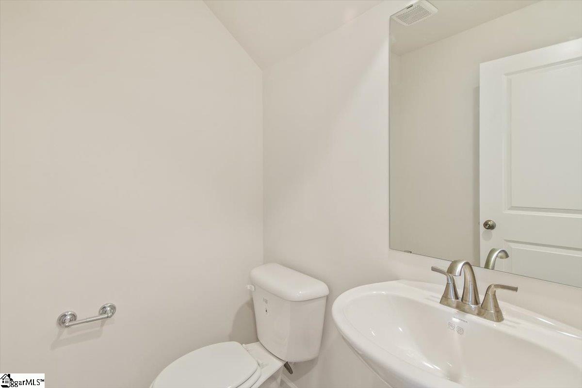 207 Higher Court Fountain Inn, SC 29644 - Photo 8 of 28