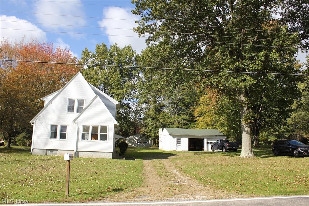 1942 Jacoby Road Akron, OH 44321 - Photo 1 of 8
