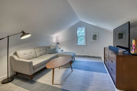 30 Lighthouse Lane, Sag Harbor, NY 11963