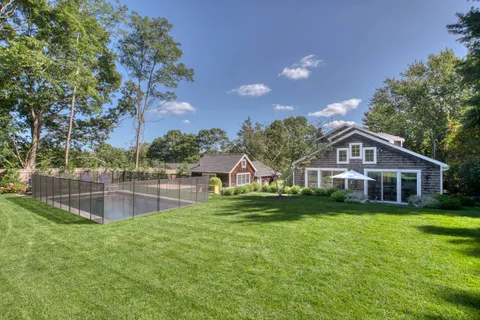30 Lighthouse Lane, Sag Harbor, NY 11963