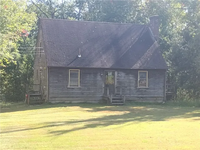 $535,000 | 2535 Wallum Lake Road, Burrillville, RI 02859