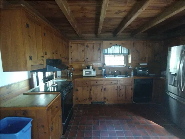 $535,000 | 2535 Wallum Lake Road, Burrillville, RI 02859