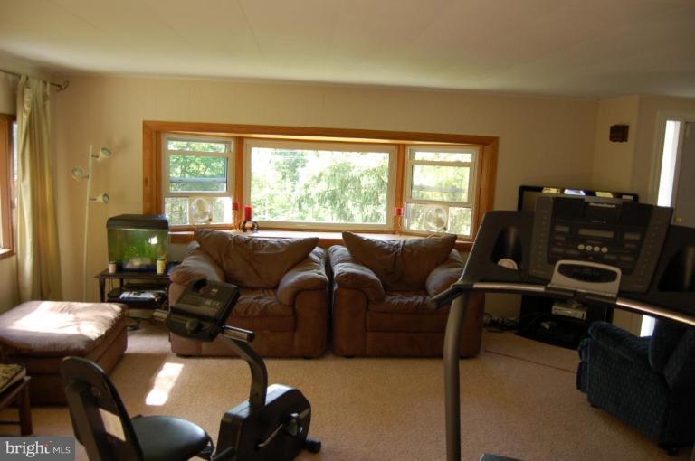 4950 Howellsville Road Front Royal, VA 22630 - Photo 8 of 17 Living Room #2