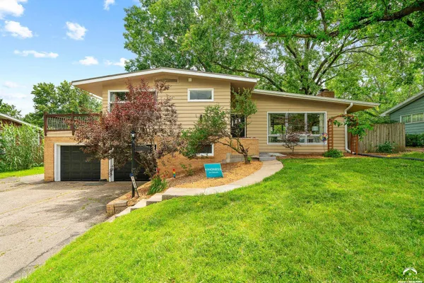 $374,900 | 1627 West 21st Street, Lawrence, KS 66046