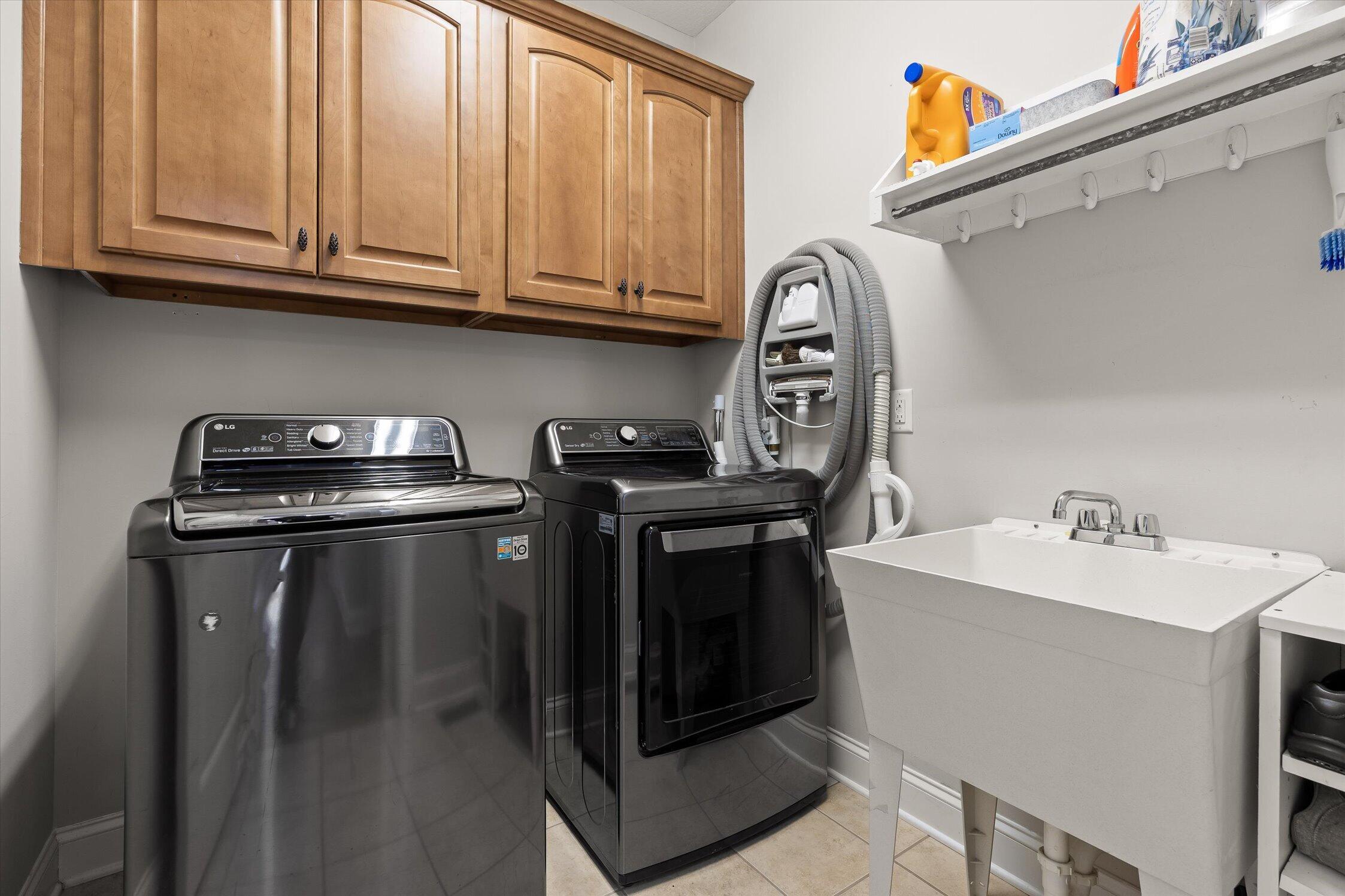9875 Fieldcrest Drive Apison, TN 37302 - Photo 60 of 67 Laundry Room