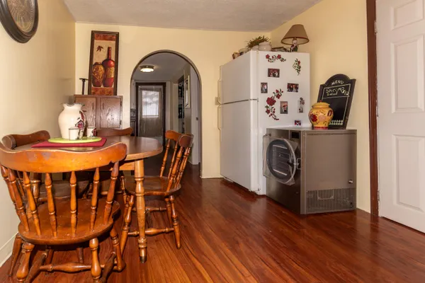 $79,500 | 463 East Main Street, Madawaska, ME 04756