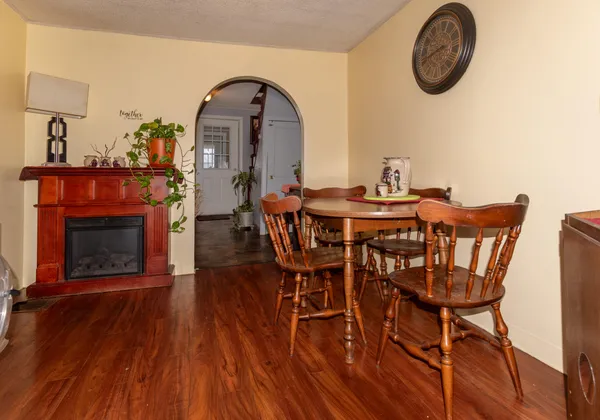 $79,500 | 463 East Main Street, Madawaska, ME 04756