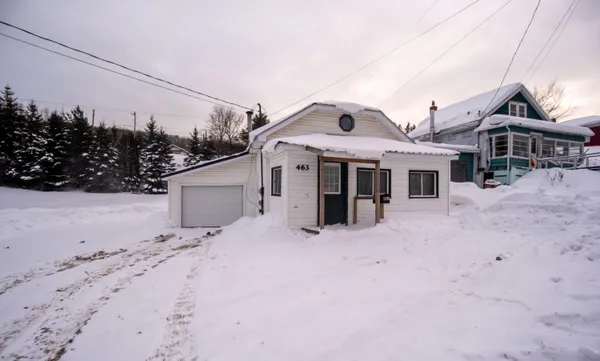 $79,500 | 463 East Main Street, Madawaska, ME 04756
