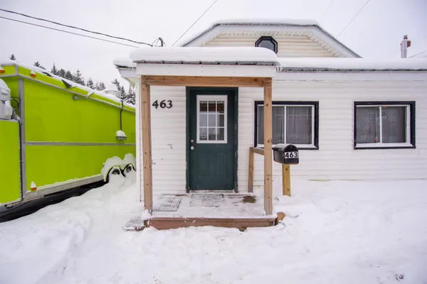 $79,500 | 463 East Main Street, Madawaska, ME 04756