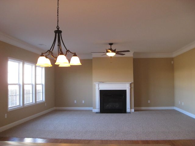 6 Lynell Place Greenville, SC 29607 - Photo 4 of 10 Gallery Image 4