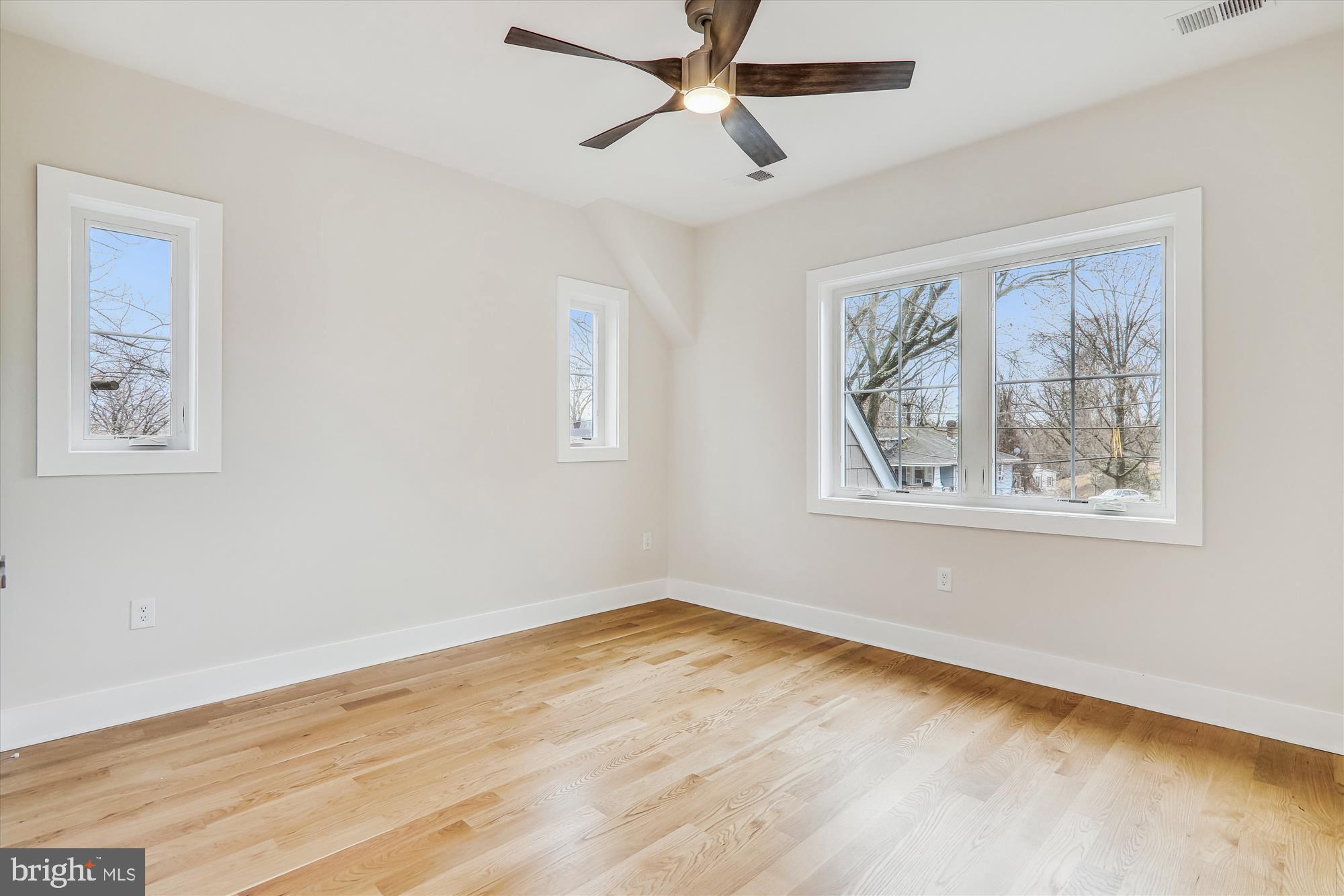 106 Geneva Avenue Silver Spring, MD 20910 - Photo 41 of 116