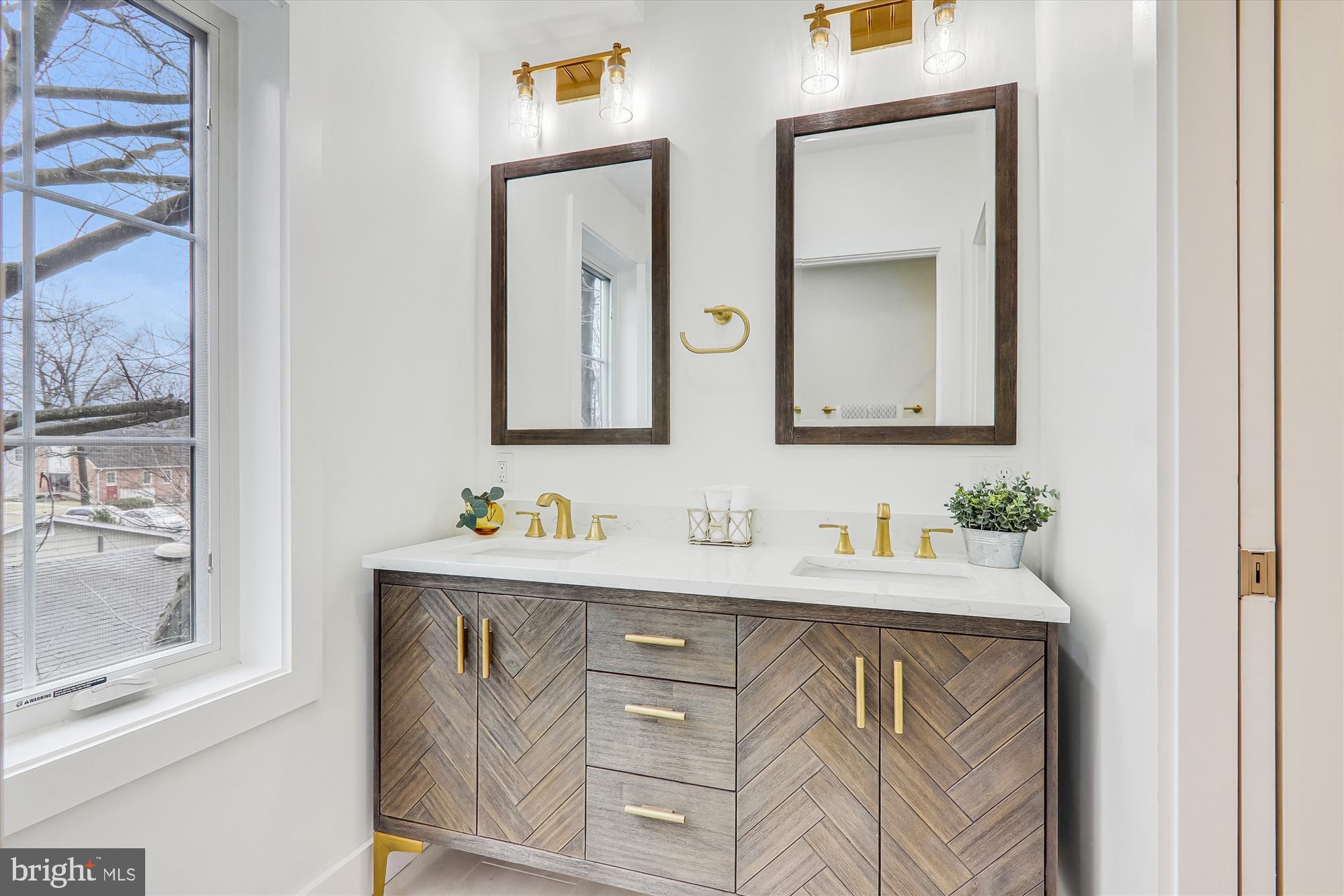 106 Geneva Avenue Silver Spring, MD 20910 - Photo 43 of 116