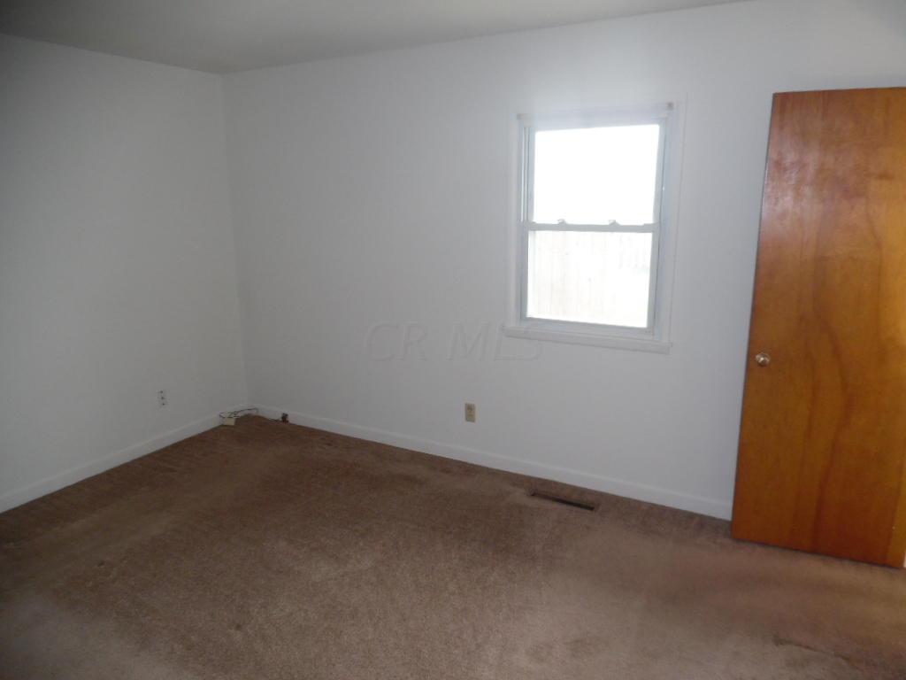 340 Sturbridge Road Columbus, OH 43228 - Photo 11 of 21 Gallery Image 11