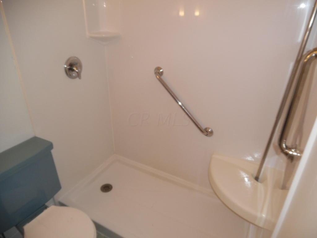 340 Sturbridge Road Columbus, OH 43228 - Photo 9 of 21 Gallery Image 9