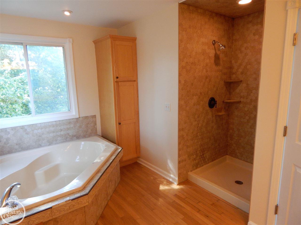 9890 North River Road Algonac, MI 48001 - Photo 21 of 36