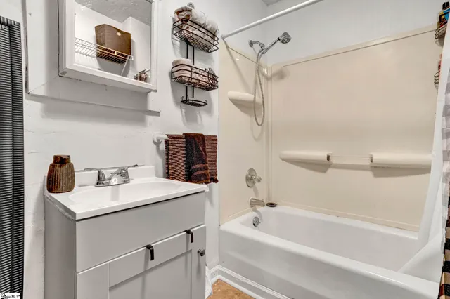 $199,749 | 306 Rice Road, Easley, SC 29640