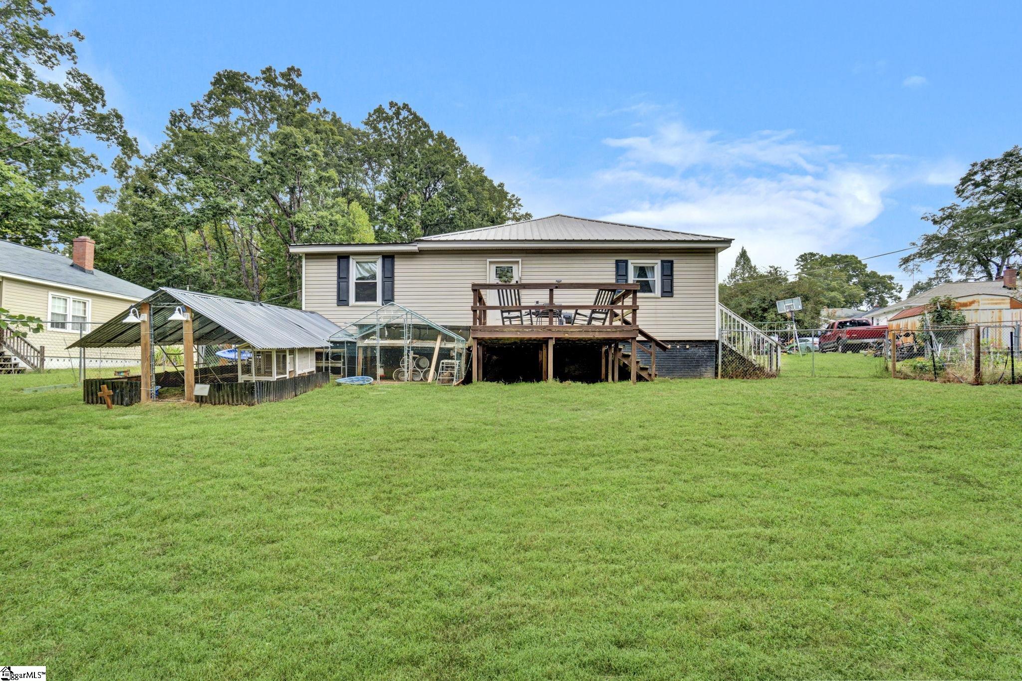 306 Rice Road Easley, SC 29640 - Photo 4 of 38