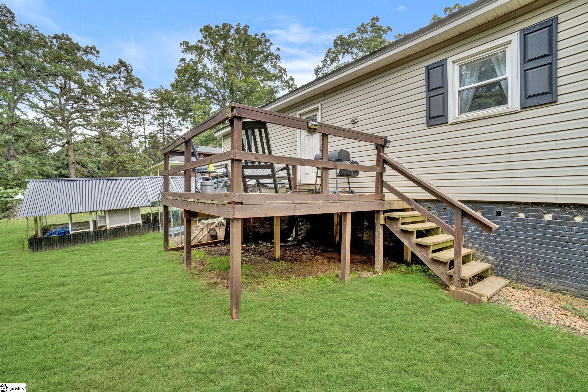 306 Rice Road Easley, SC 29640 - Photo 6 of 38