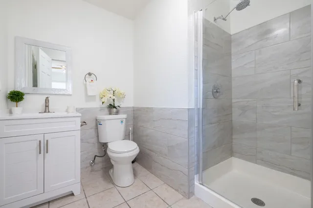 $439,995 | 6337 Sunrise S Drive, Sacramento, CA 95824