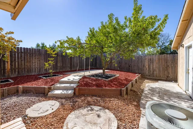 $439,995 | 6337 Sunrise S Drive, Sacramento, CA 95824