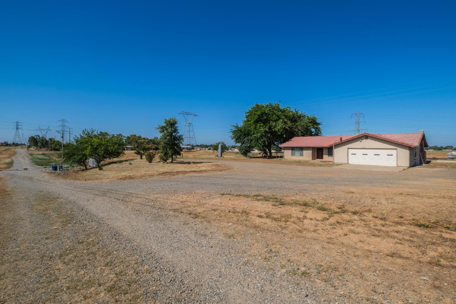 9244 Rogers Road Sacramento, CA 95829 - Photo 71 of 75 Gallery Image 71