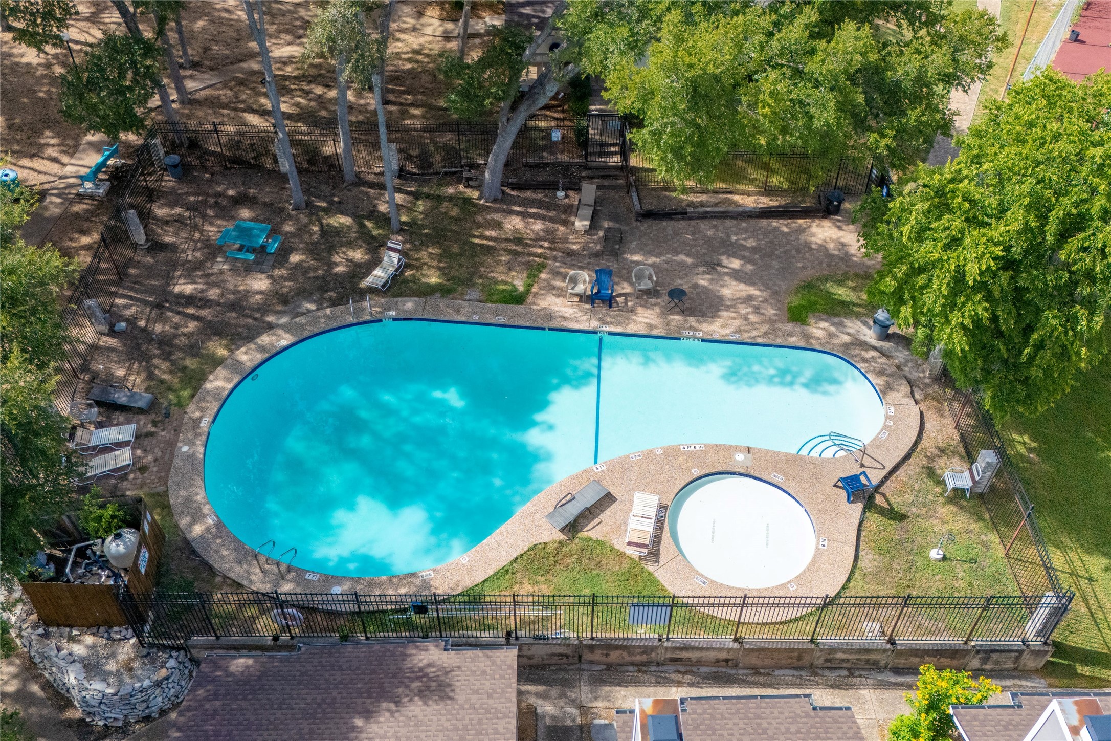 1702 Timber Ridge Drive Austin, TX 78741 - Photo 28 of 30 Gallery Image 28