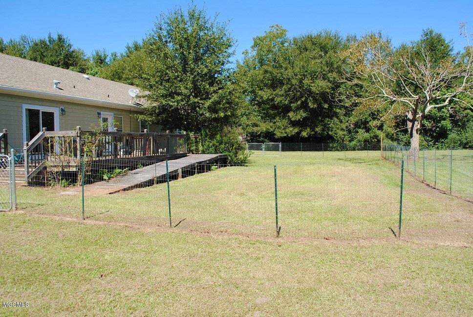 11382 County Farm Road Gulfport, MS 39503 - Photo 5 of 37 Back Yard