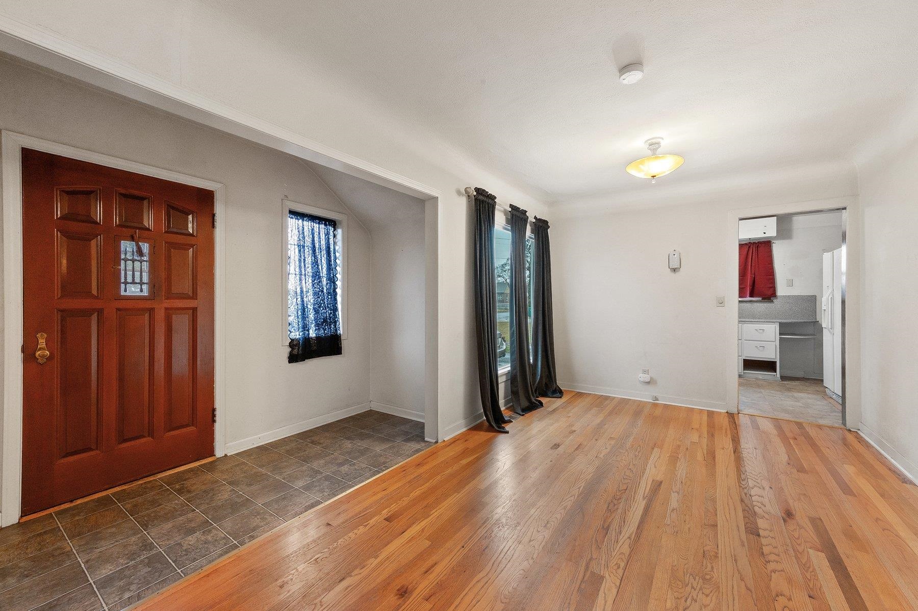 2511 North Center Road Spokane, WA 99212 - Photo 4 of 24