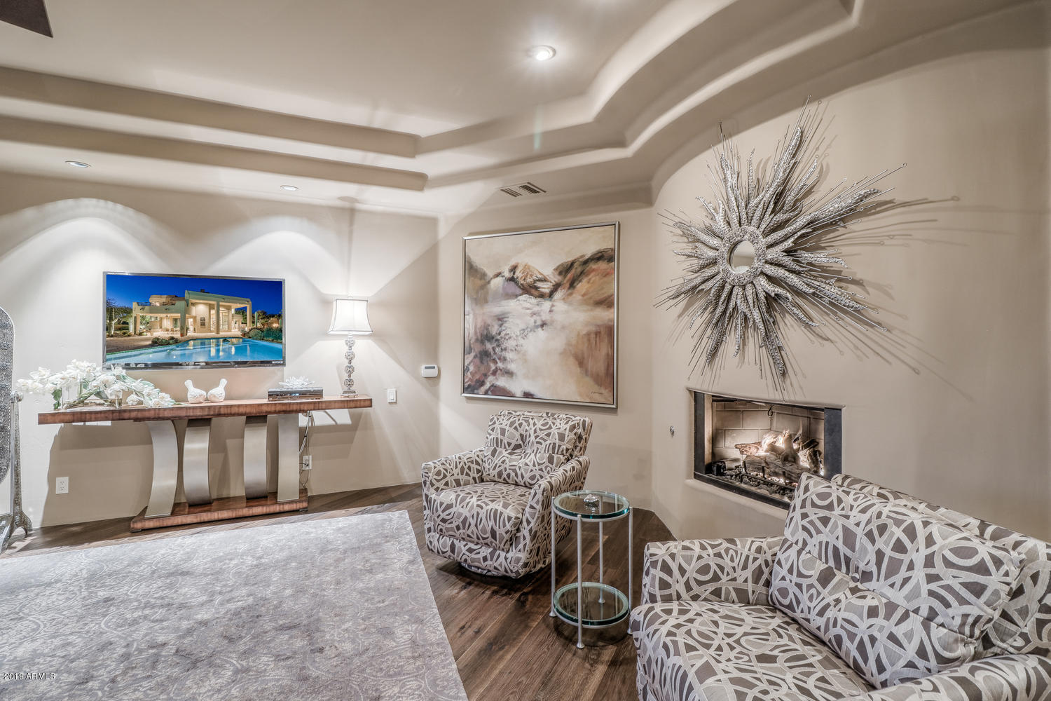 10040 East Happy Valley Road, Unit 442 Scottsdale, AZ 85255 - Photo 28 of 78 a bedroom with a bed and a couch