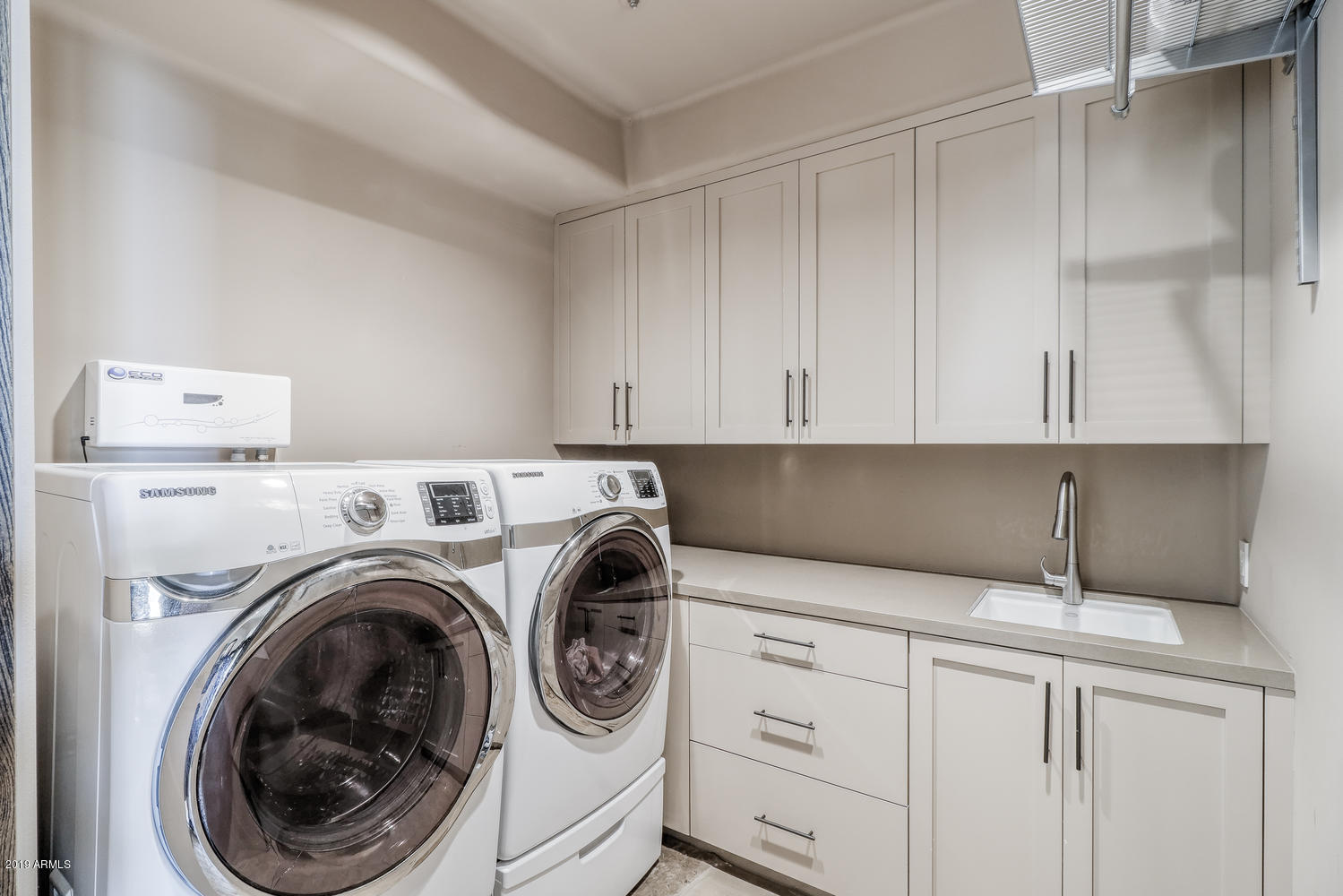10040 East Happy Valley Road, Unit 442 Scottsdale, AZ 85255 - Photo 46 of 78 a utility room with dryer and washer