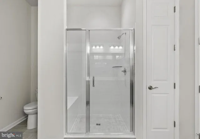 a view of entryway with a front door