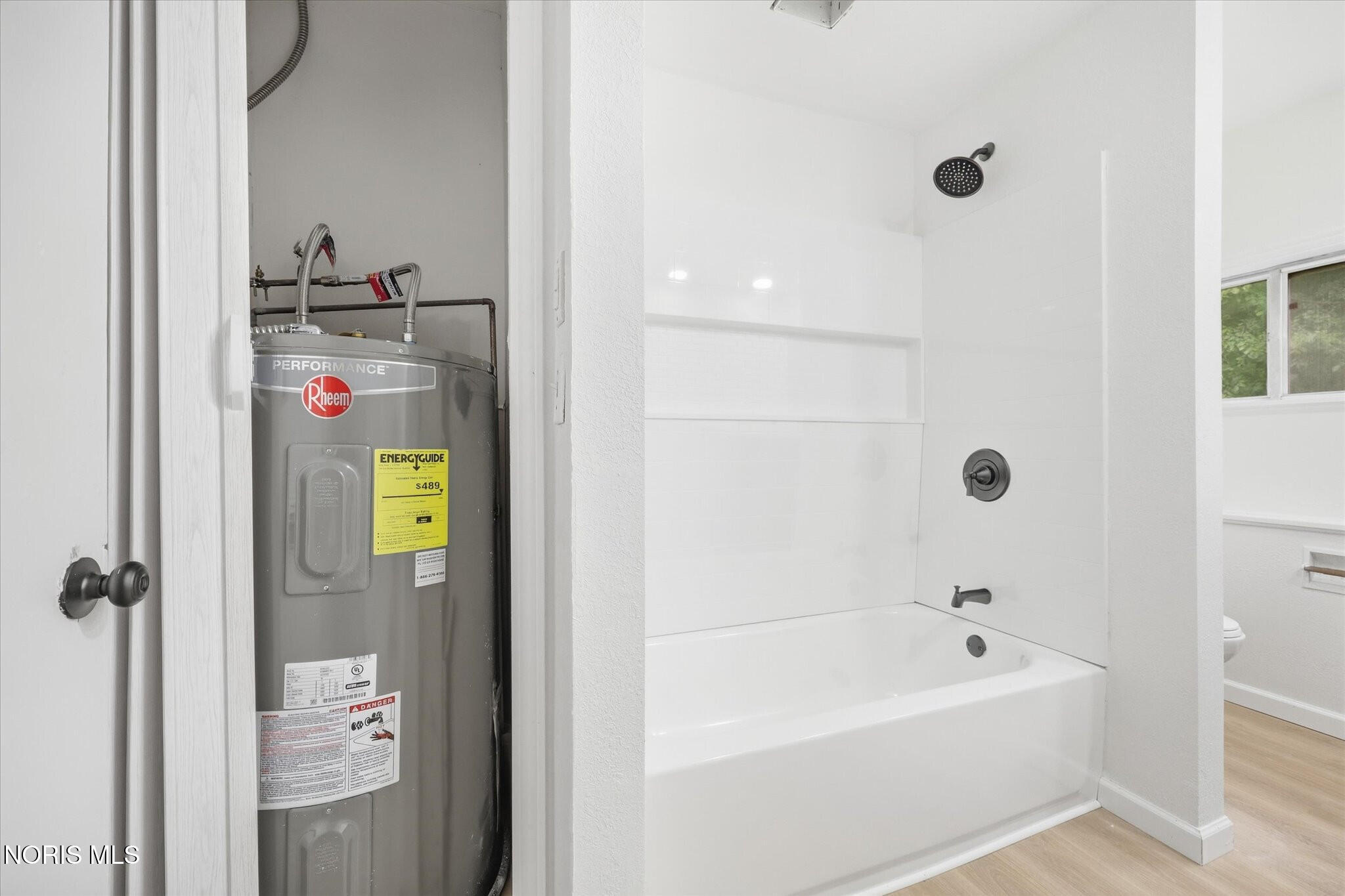 6125 Bryan Road Oregon, OH 43616 - Photo 14 of 46 Gallery Image 14