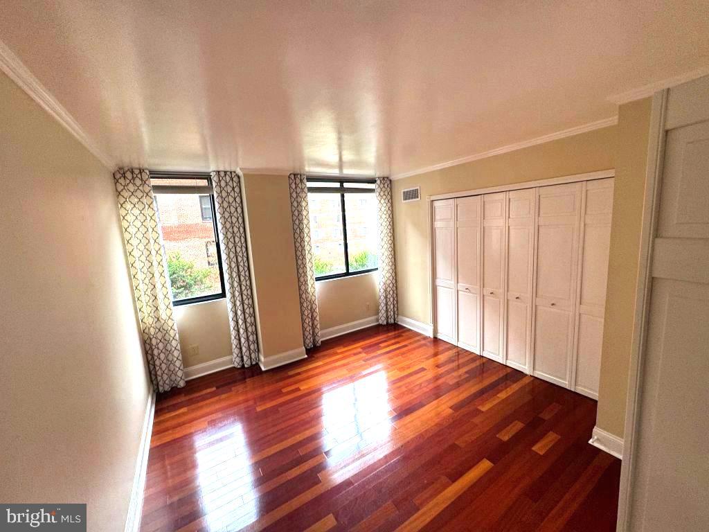 1245 13th Street Northwest, Unit 313 Washington, DC 20005 - Photo 18 of 33 Lovely window treatment - Brazilian Cherry flrs.!